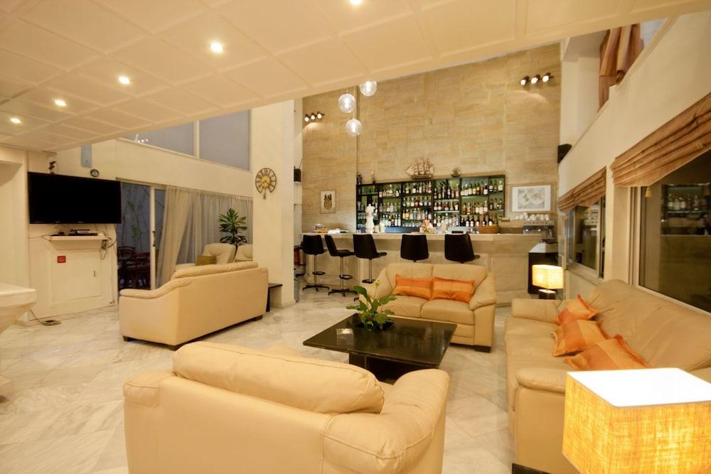 Liberty Hotel Rethymno  Exterior photo