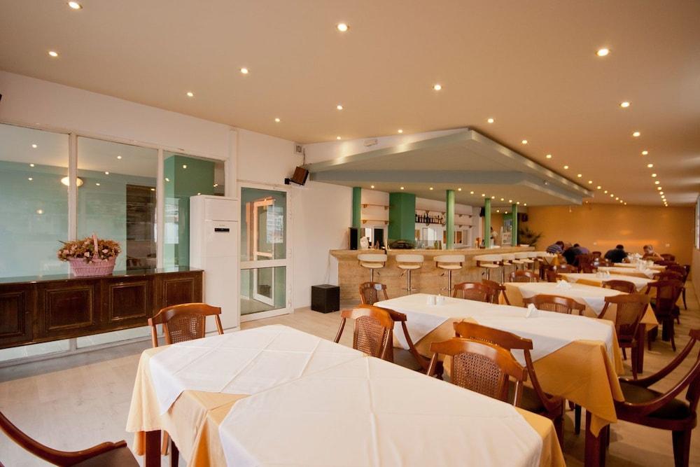 Liberty Hotel Rethymno  Exterior photo
