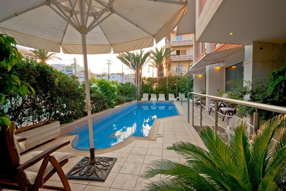 Liberty Hotel Rethymno  Exterior photo